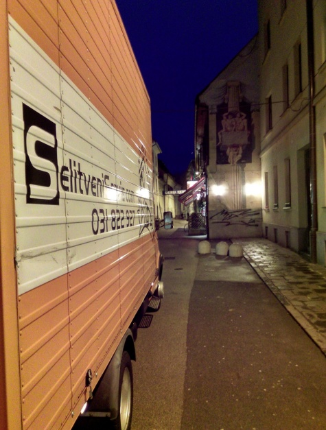 Selitev pohištva v starem mestnem jedru Ljubljane